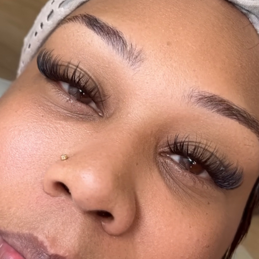 Flirty DIY Cluster Lash System